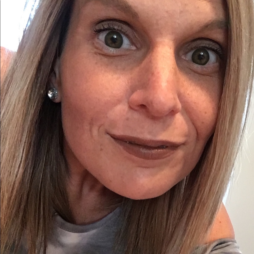 Meet your Posher, Teresa